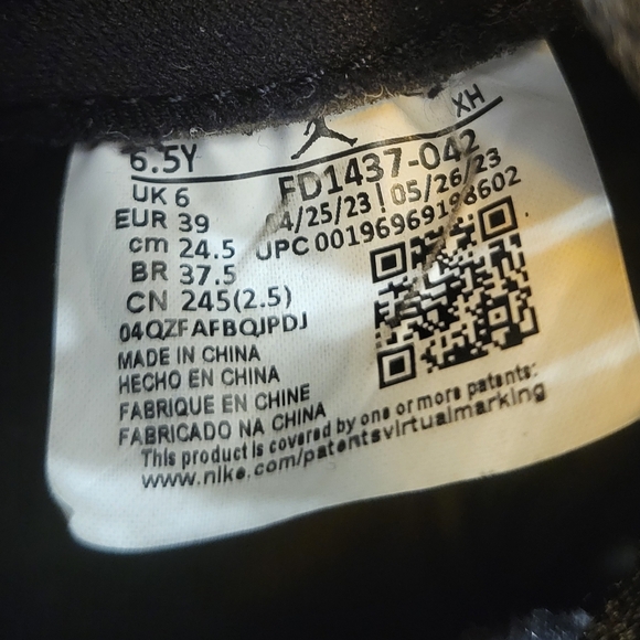 Jordan Big Kid's Air 1 Retro High OG Black/Royal Blue-White Size 6.5Y FD1437-042 - Picture 14 of 16